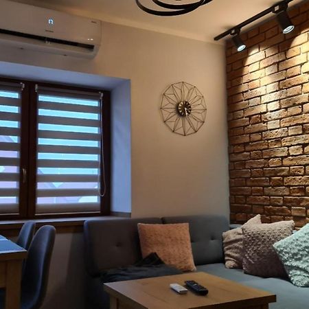 Apartament Komarno III يلينيا غورا المظهر الخارجي الصورة